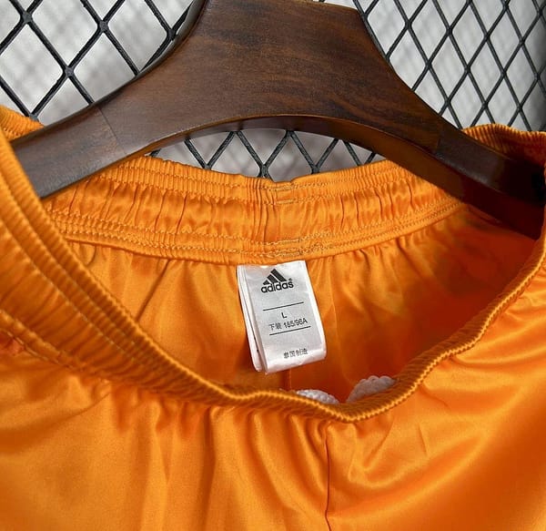 2024/25 Real Madrid Away Shorts - Image 6