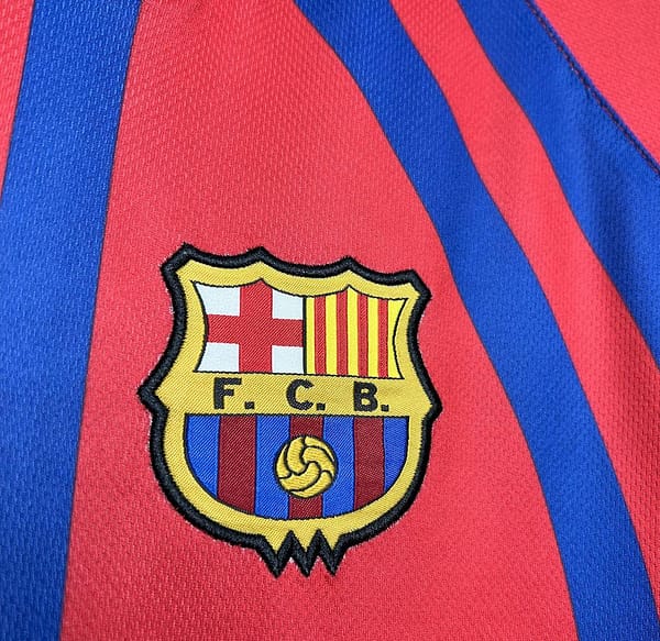 Retro 97/98 Barcelona Home Jersey - Image 4