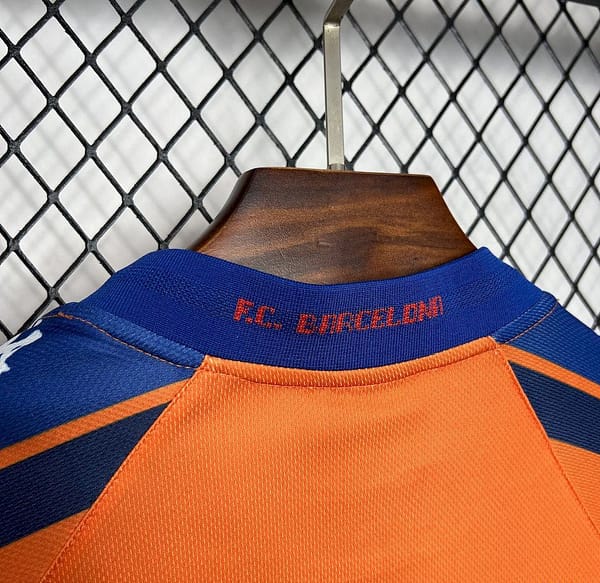 Retro 96/97 Barcelona Away Jersey - Image 4