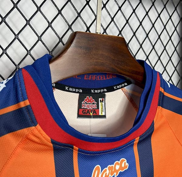 Retro 96/97 Barcelona Away Jersey - Image 10