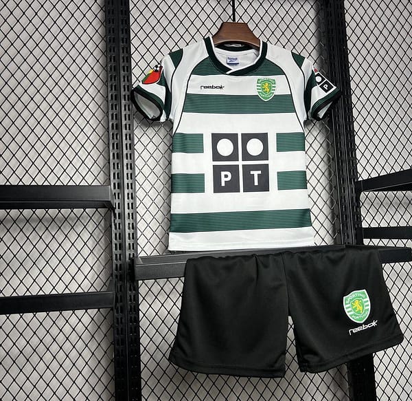Retro 01/03 Kids Sporting CP Home Jersey - Image 4