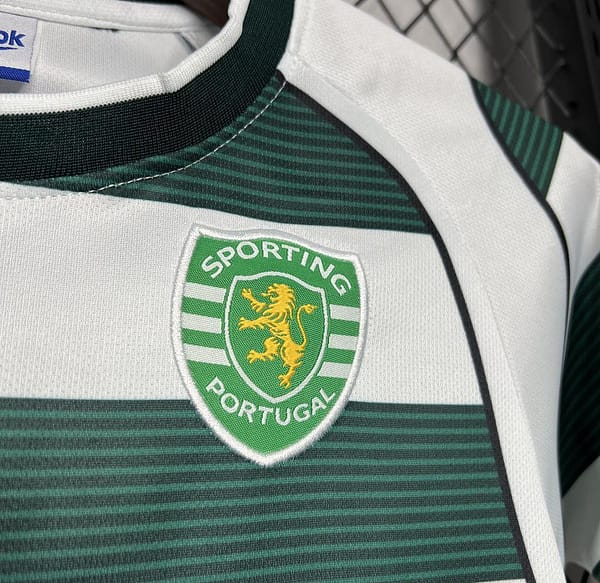 Retro 01/03 Kids Sporting CP Home Jersey - Image 6