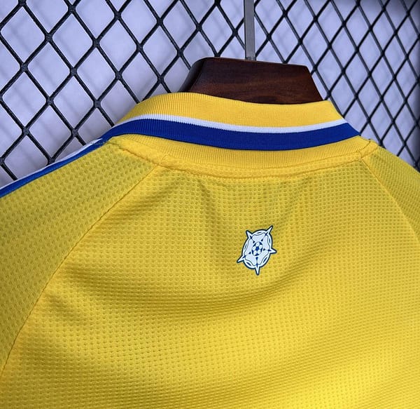 24/25 Leeds United Away Yellow Jersey - Image 3
