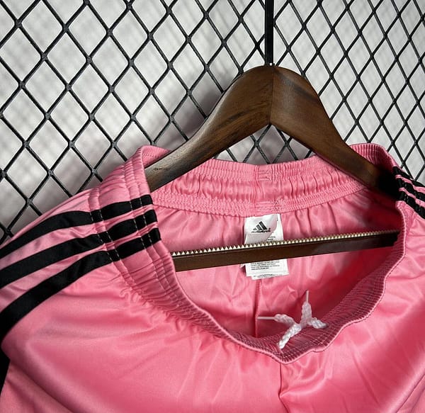 24/25 Inter Miami Home Shorts - Image 4