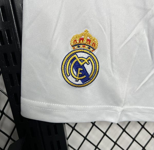 24/25 Real Madrid Home Shorts - Image 4