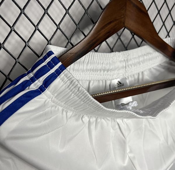 24/25 Cruzeiro Home Shorts - Image 3