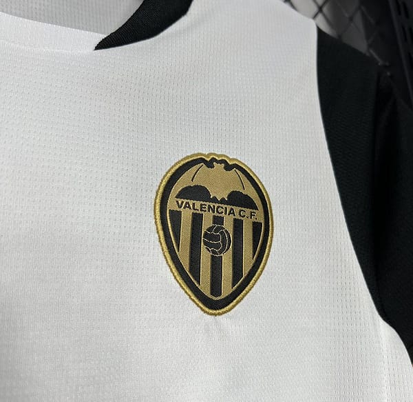 24/25 Kids Valencia CF Home Jersey - Image 7