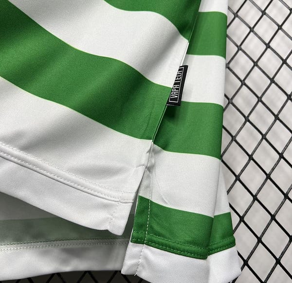 Retro 99/00 Celtic Home Jersey - Image 5