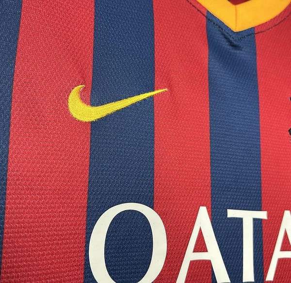 Retro 13/14 Barcelona Home Jersey - Image 7