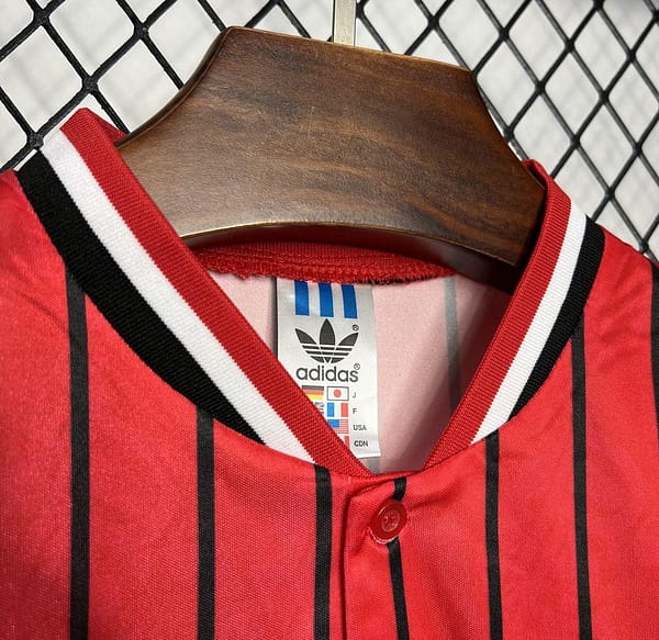 Retro 94/95 Glasgow Rangers Away Jersey - Image 7