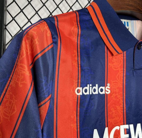 Retro 93/94 Glasgow Rangers Away Red Jersey - Image 7