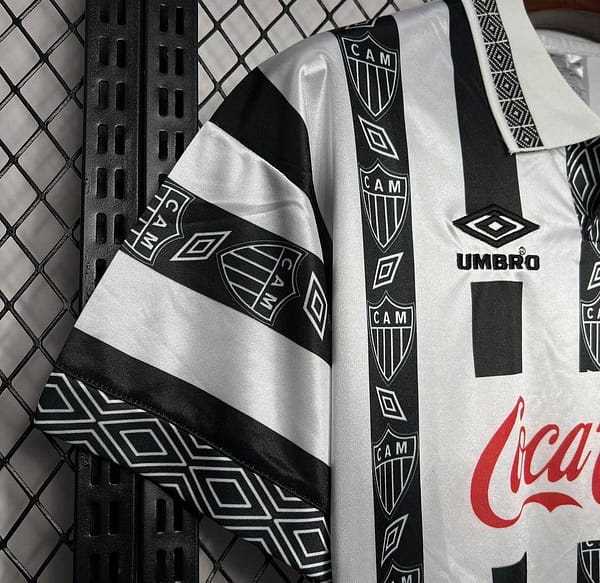 Retro 1995 Atletico Mineiro Home Jersey - Image 4