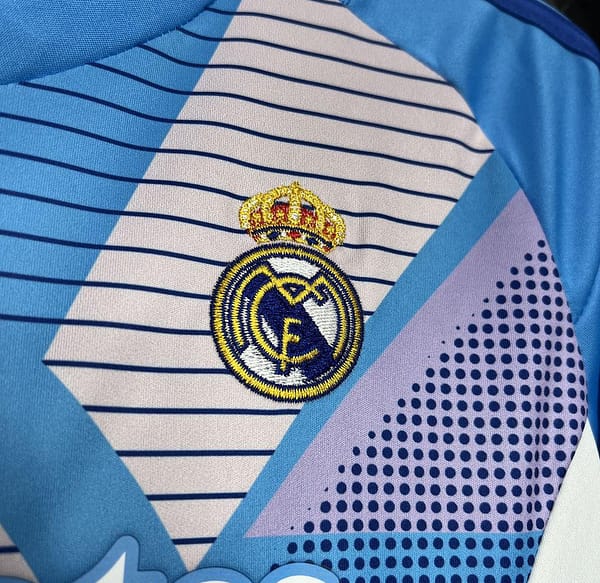 24/25 Kids Real Madrid Blue Goalkeeper Jersey - Image 2