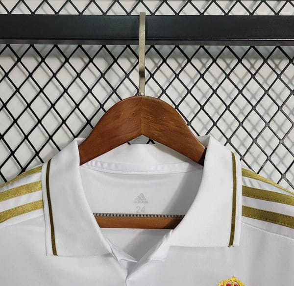 Retro 11-12 KIDS Real Madrid Home Jersey - Image 3