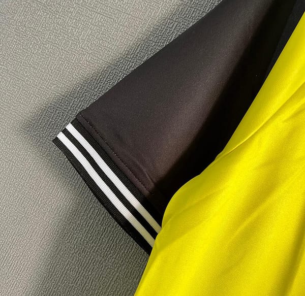 Retro 95/96 Borussia Dortmund Home Jersey - Image 5