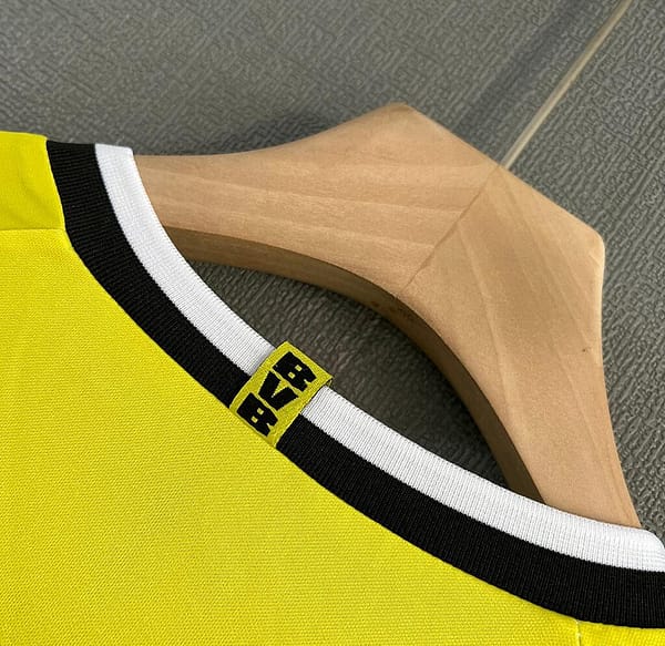 Retro 95/96 Borussia Dortmund Home Jersey - Image 7