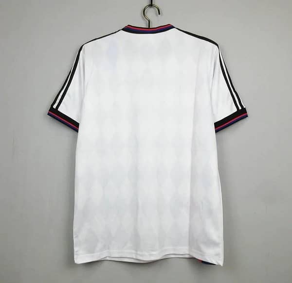 Retro 96/98 Bayern Munich Away White Jersey - Image 2