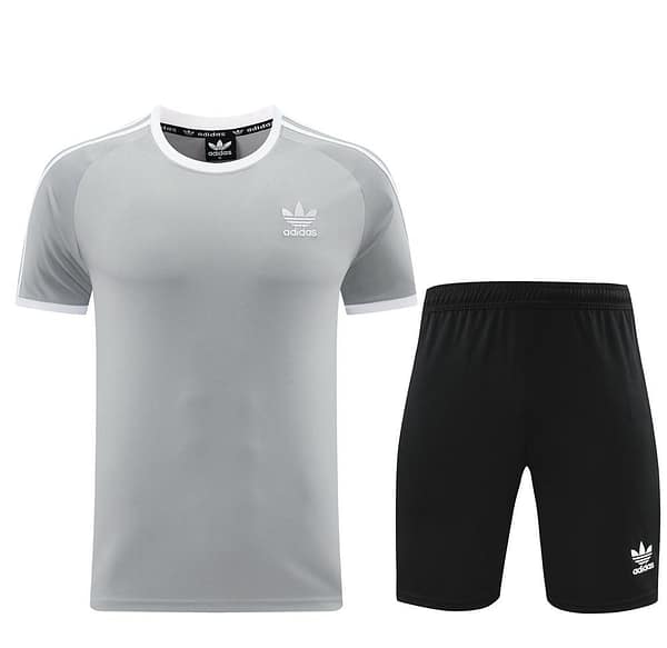 24/25 Adidas Original Green Short Sleeve Jersey+Shorts - Image 16
