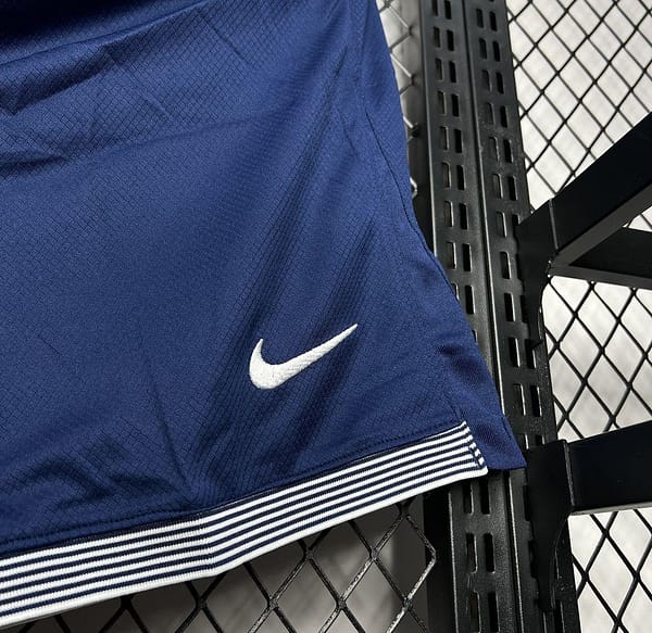 24/25 Tottenham Hotspur Home Shorts - Image 4