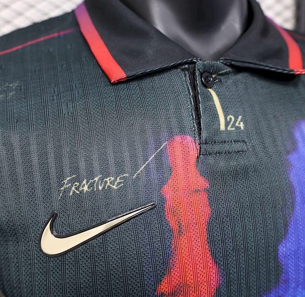2025/26 Player Version Barcelona Special Edition Jersey - Image 4