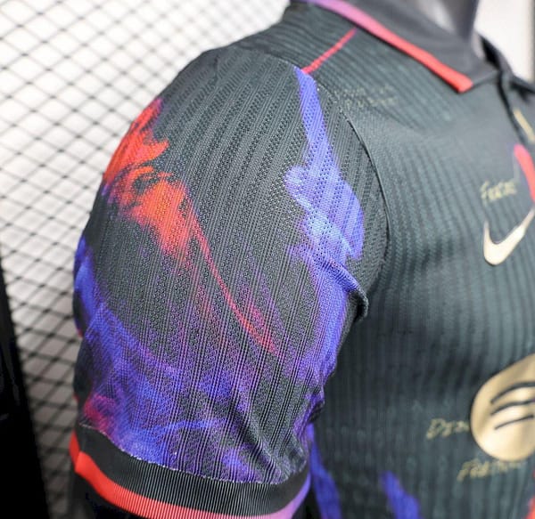 2025/26 Player Version Barcelona Special Edition Jersey - Image 6