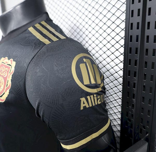2024/25 Player Version Bayern Munich 125 Anniversary Black Jersey - Image 5
