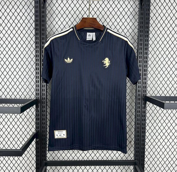 2025/26 Juventus Terrace Icons Jersey - Image 4