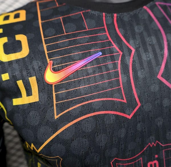 2025/26 Player Version Barcelona Special Edition Jersey - Image 3
