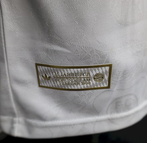 2024/25 Player Version Bayern Munich 125 Anniversary White Jersey - Image 3