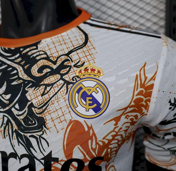 2025/26 Player Version Real Madrid Black And White Dragon Version Jersey - Image 4