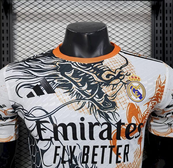2025/26 Player Version Real Madrid Black And White Dragon Version Jersey - Image 5