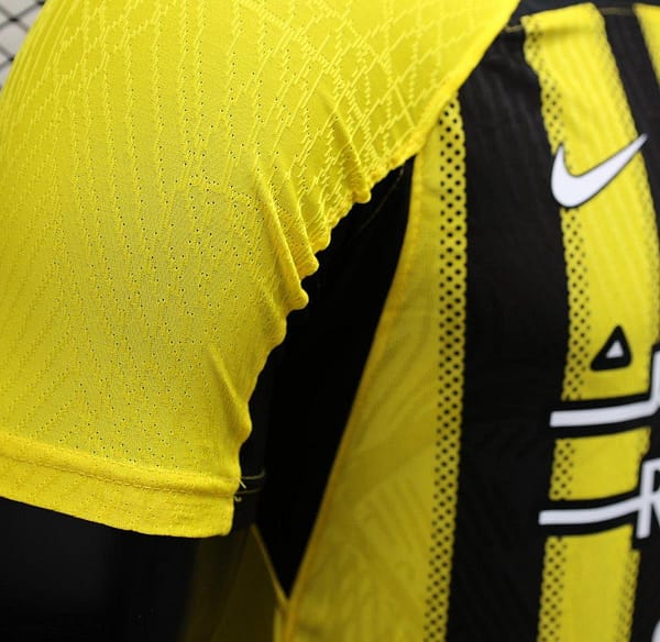 Player Version 24/25 Al-Ittihad Home Jersey - Image 4