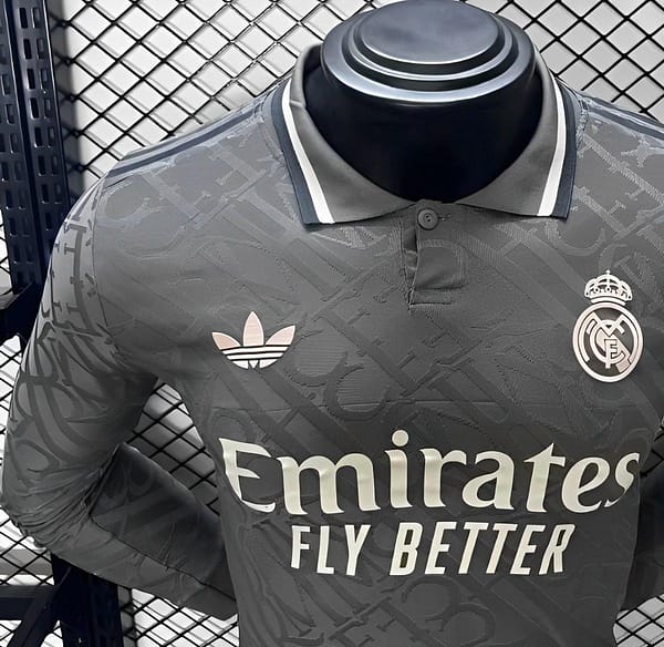Player Version 24/25 Real Madrid Third Long Sleeve Jersey - Image 2