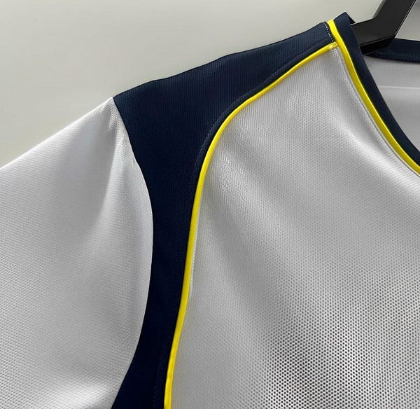 Retro 01/02 Liverpool Away Jersey - Image 3