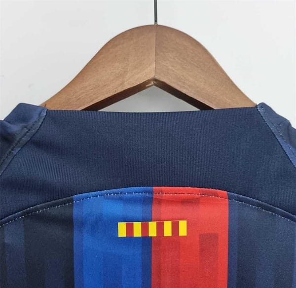 22/23 Barcelona Drake Jersey - Image 7