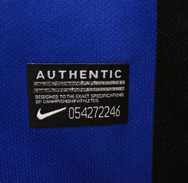 Retro 08/09 Inter Milan Home Champions Version Soccer Jersey - Image 4