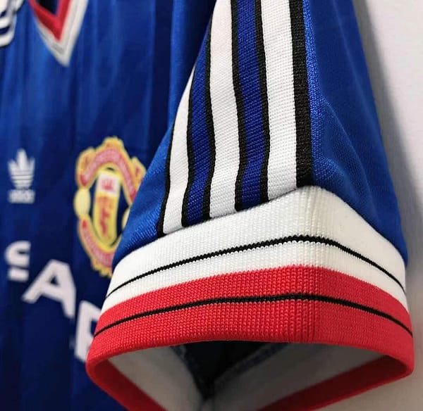 Retro 86/88 Manchester United Away Soccer Jersey - Image 3