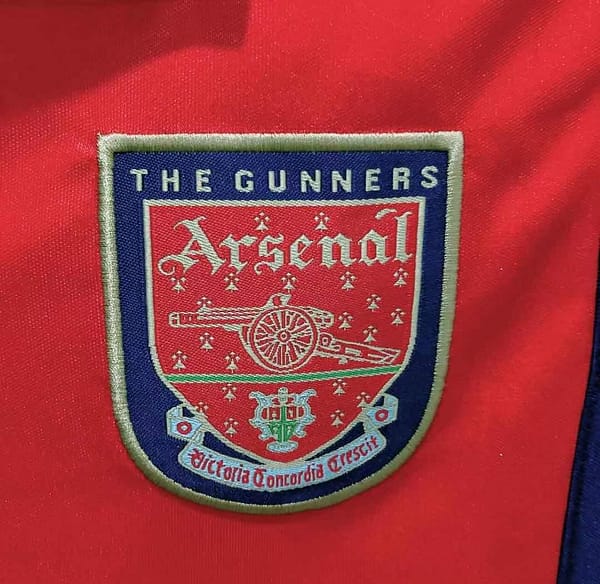 Retro 98/99 Arsenal Home Soccer Jersey - Image 4