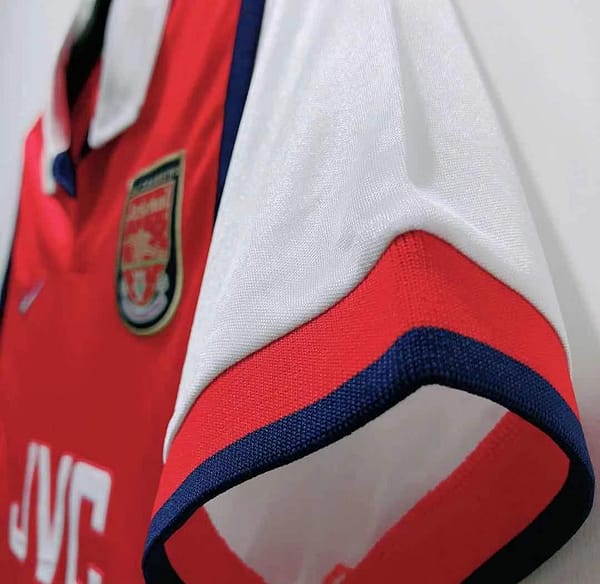 Retro 98/99 Arsenal Home Soccer Jersey - Image 7