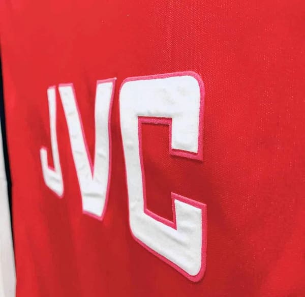 Retro 98/99 Arsenal Home Soccer Jersey - Image 9