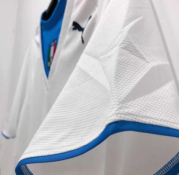 Retro 2006 Italy Away White Soccer Jersey - Image 7