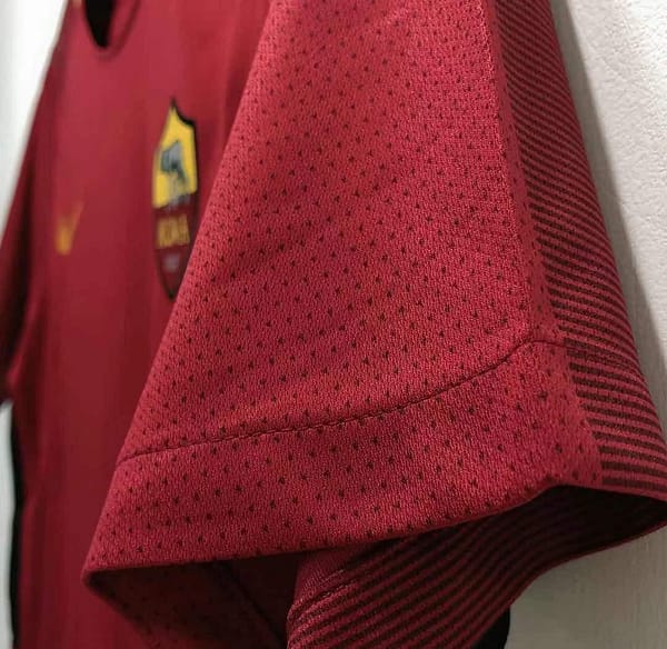 Retro 17/18 Roma Home Soccer Jersey - Image 2