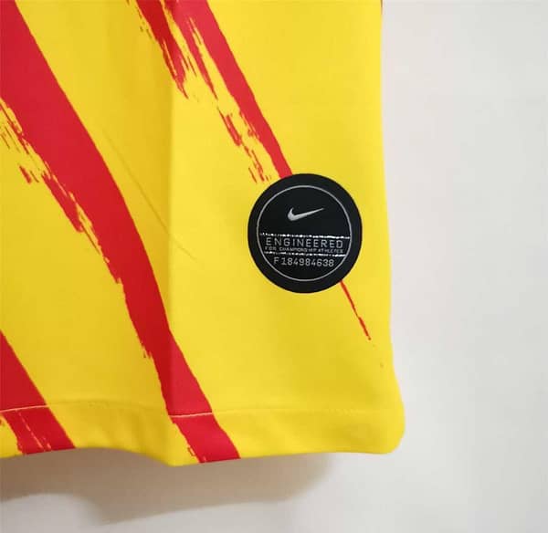 Retro 19/20 Barcelona Fourth Away Soccer Jersey - Image 6