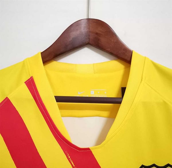 Retro 19/20 Barcelona Fourth Away Soccer Jersey - Image 10
