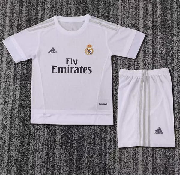 Retro Kids Real Madrid 15/16 Home Jersey - Image 7
