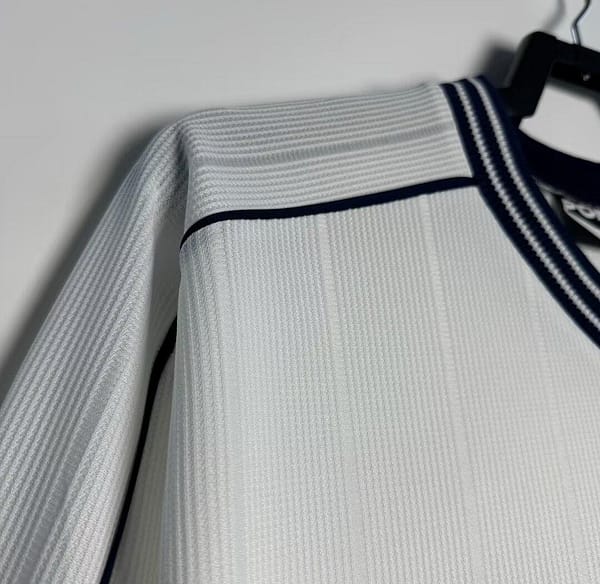 Retro 97/99 Tottenham Hotspur Home Jersey - Image 6