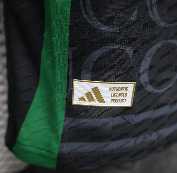 Player Version 24/25 Real Madrid x GUCCI Black Special Jersey - Image 4