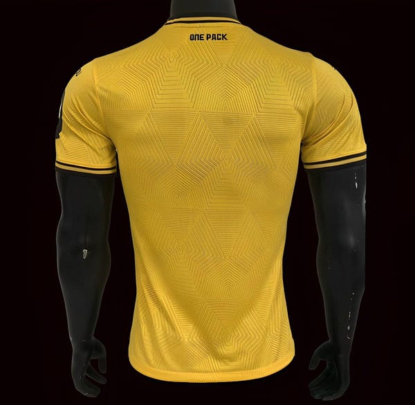 Player Version 24/25 Wolverhampton Wanderers Home Jersey - Image 2
