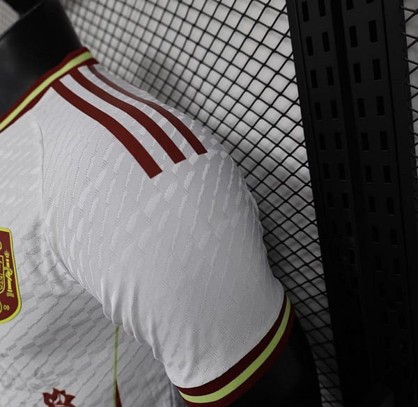 Player Version 2024 Spain White Special Jersey - Image 5
