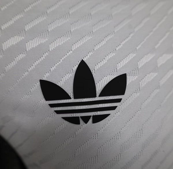 Player Version 2024 Japan Black/White Special Jersey - Image 4